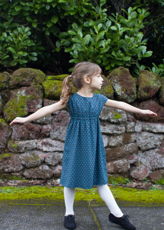 learn how to sew a fully reversible roller skate dress using cotton + steel rayon fabric.