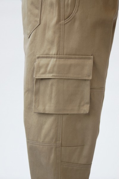Field Trip Cargo Pants Knee and Cargo Pocket Detail