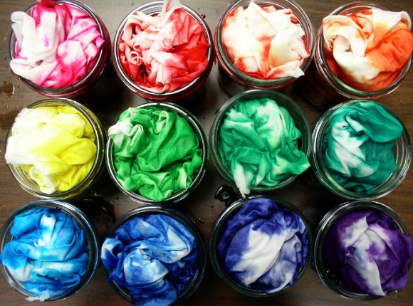 colored-fabrics