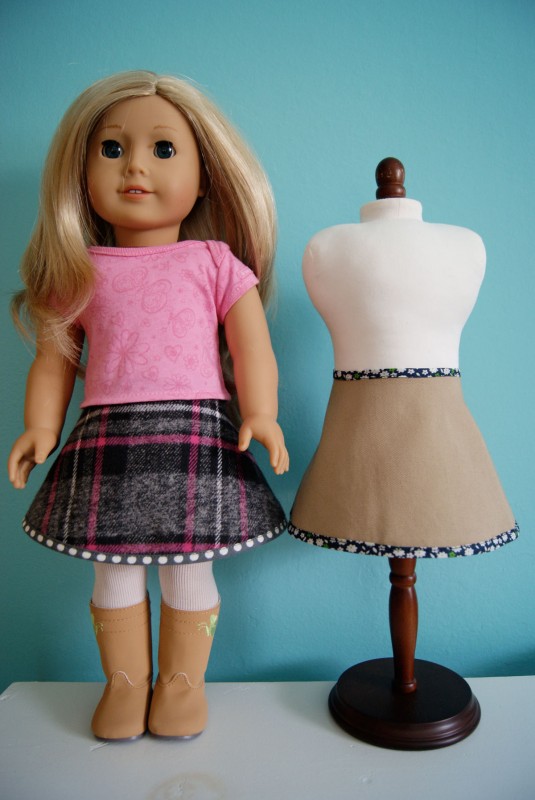 18 Inch Doll Skirt Tutorial finished skirt