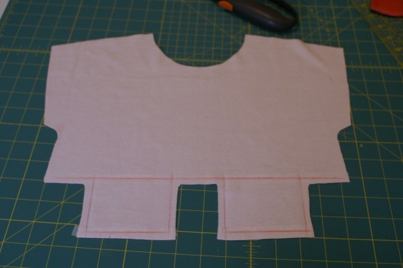 Adding a pocket toy to the Oliver + S Lunch Box Tee
