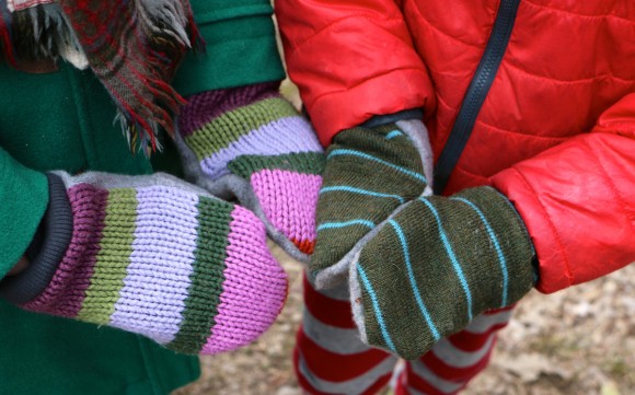 little things to sew upcycled sweater mitten tutorial