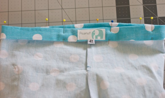 Oliver + S Puppet Show Shorts sew-along