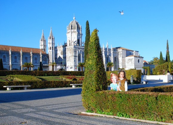 Flat S visits Lisbon