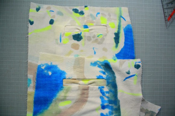 Adding bow welt pockets to the Oliver + S Art Museum pattern