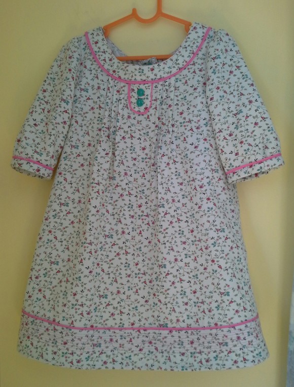 Oliver + S Family Reunion Dress with School Photo Dress sleeves