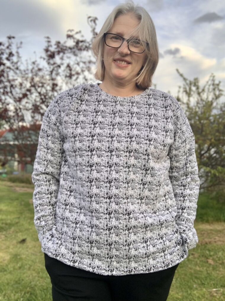 Woman wearing Bento Tee made from a black and white sweater knit